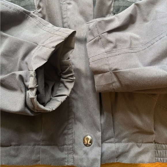 Lululemon Devin crop bomber jacket - Picture 6 of 9